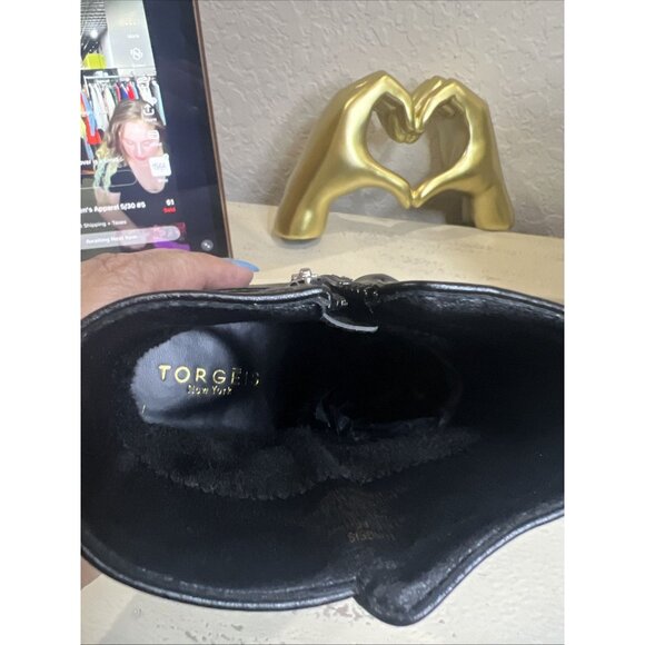 Torgeis Iona Boot Sz 7 Black Pointy Silver Chain Ankle Boots Women’s - Picture 12 of 12